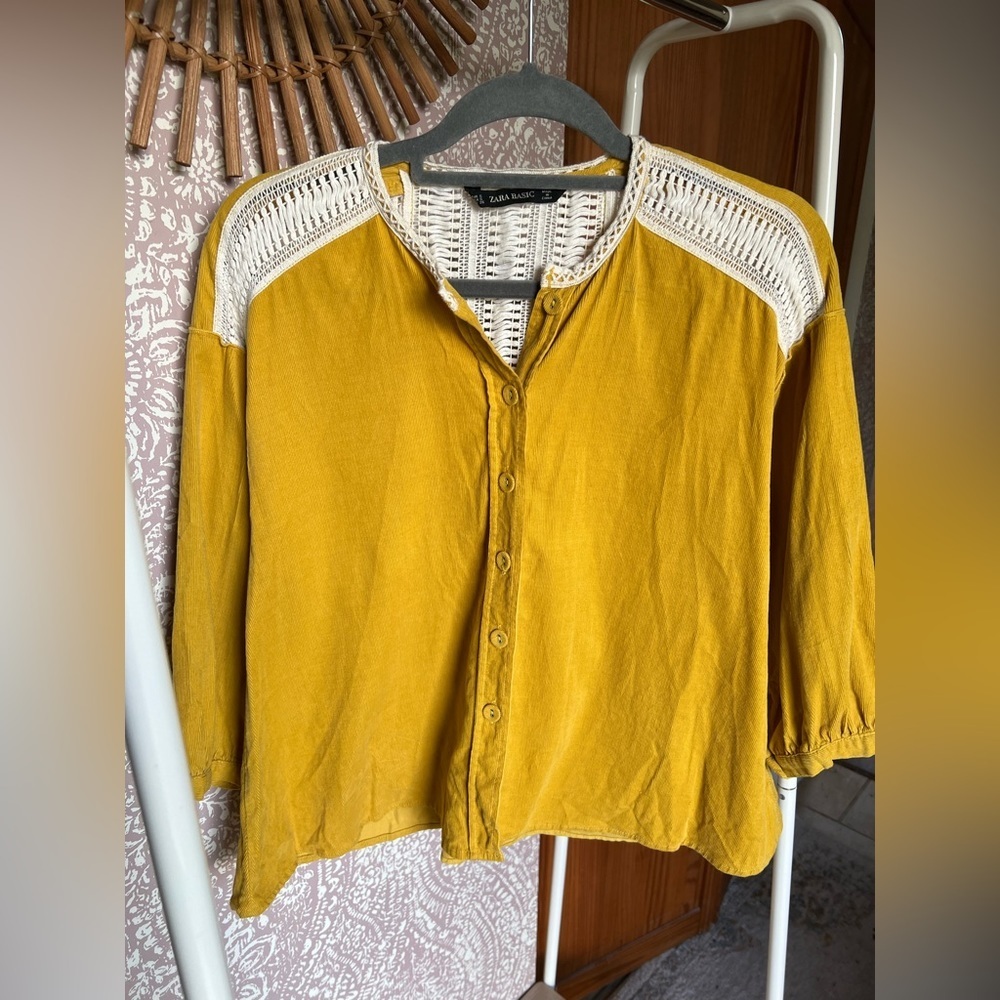 Zara Basics Boho Mustard Yellow Courduroy Woven Button Up 3/4 Sleeve Blouse‎